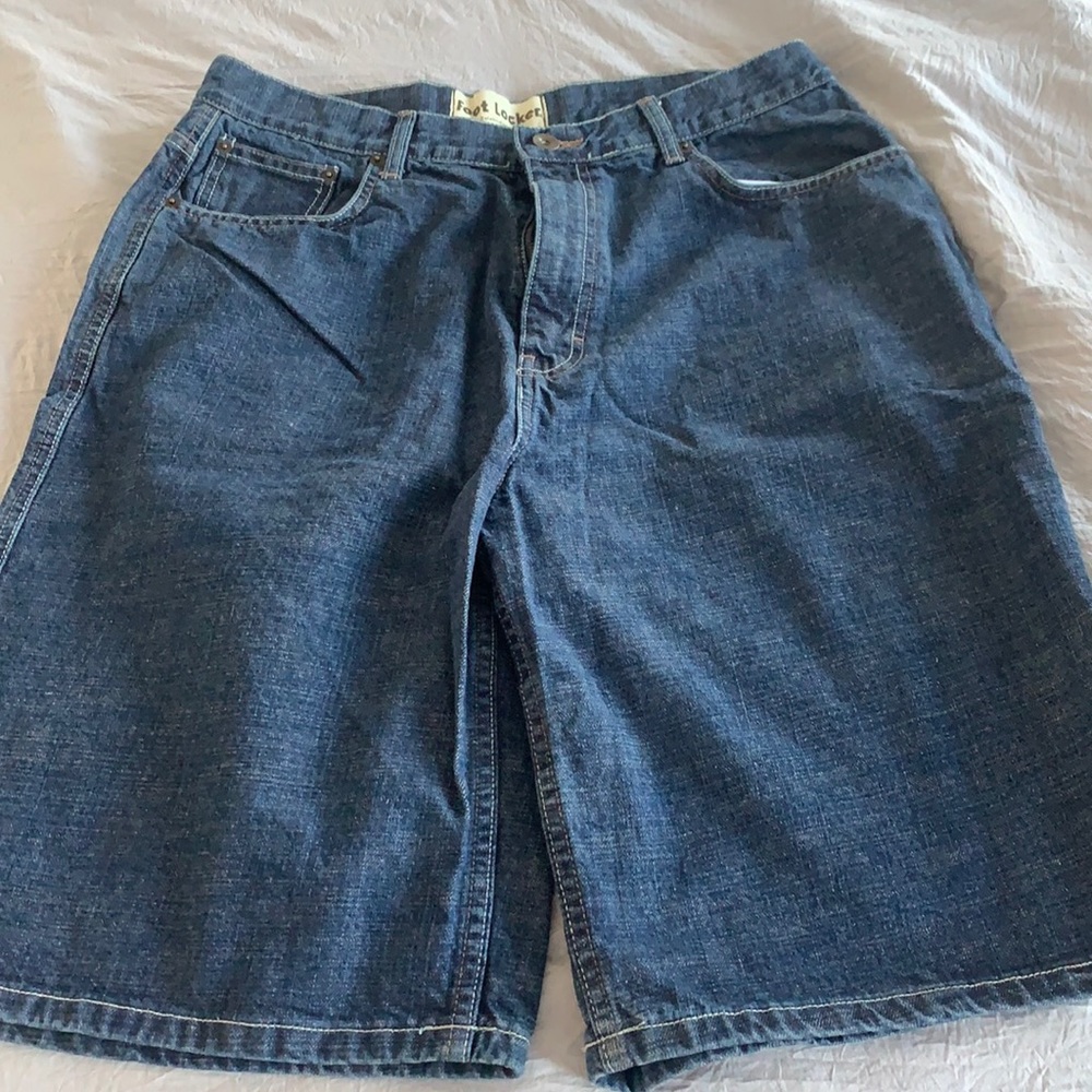 Men’s Bermuda shorts